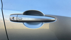 Nissan Juke 1.0 DiG-T 114 N-Connecta 5dr Petrol Hatchback